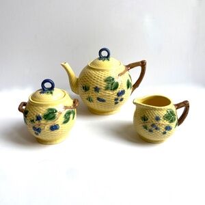 *RARE* Tiffany & Co Retired Blackberry Portugal Porcelain Tea Set (5 pieces)